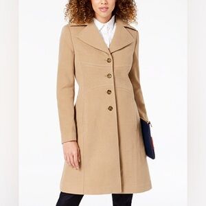 Tommy Hilfiger Classic Tan Trench Coat